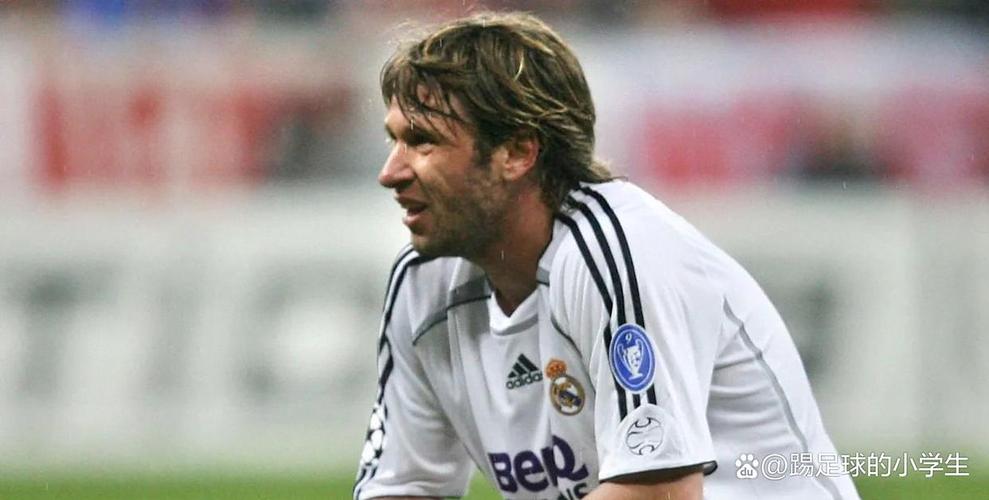 卡萨诺：现在大家才看清莱奥真水平，在我当年的皇马他没训练资格