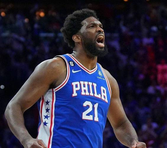 76人迎战公牛恩比德&乔治复出并先发+埃奇库姆+格莱姆斯+巴洛