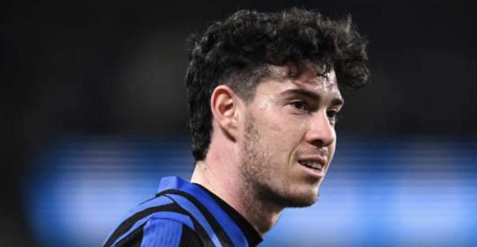 意媒：因此前巴斯托尼事件影响，意甲准备出台新规对假摔进行罚款