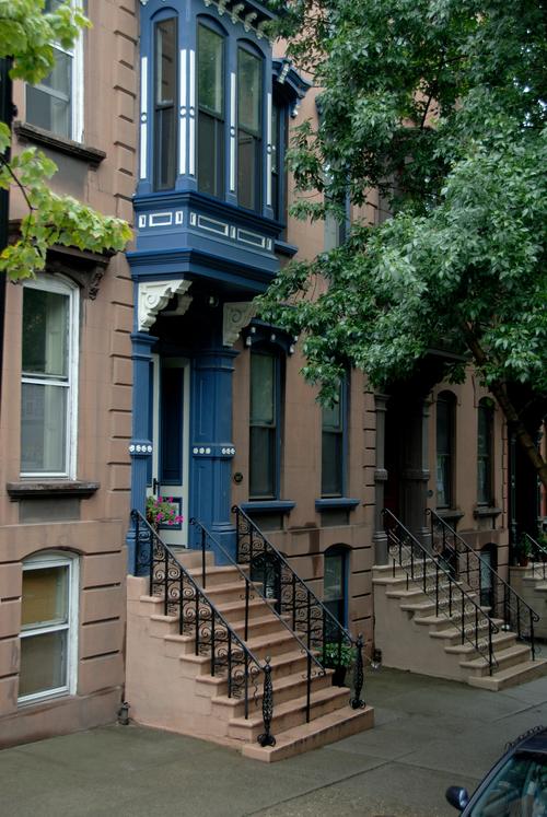 镜报：克洛普、杰拉德等人住过的豪宅被挂牌，已降价但还未卖出