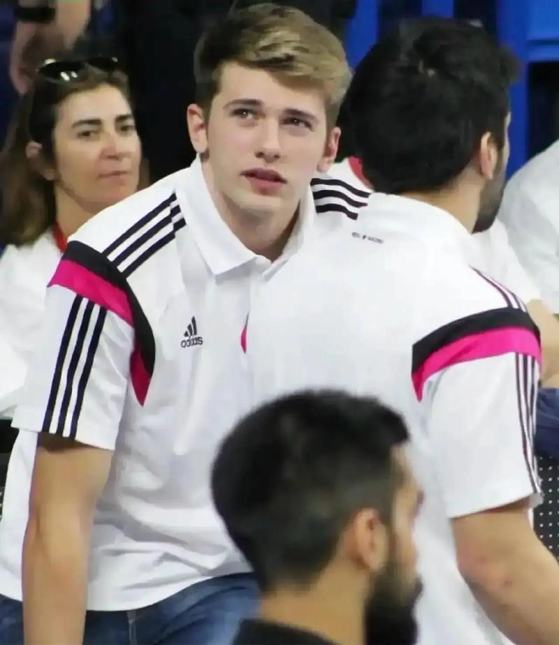 东契奇年龄真实吗，东契奇真实年龄28？