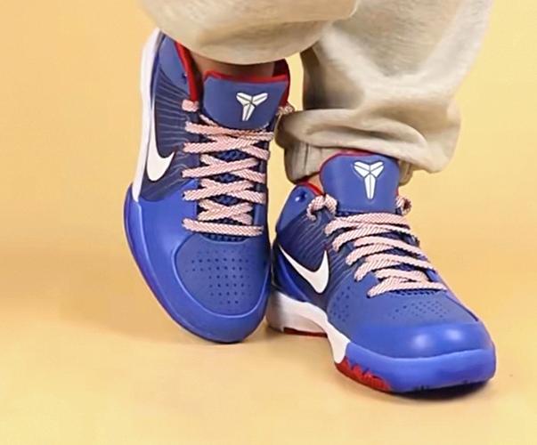 科比球鞋哪些有碳板，科比球鞋性能最好