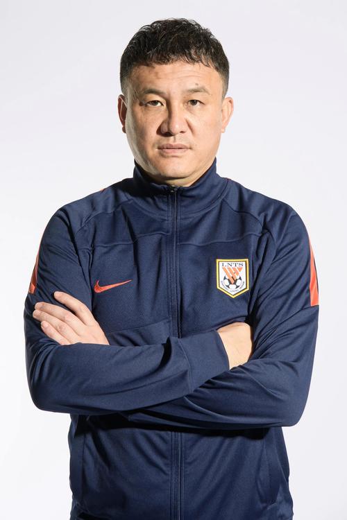 中超鲁能现在排名第几，中超鲁能球员名单？