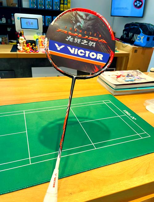 胜利羽毛球拍型号怎么看？胜利羽毛球拍的标志？