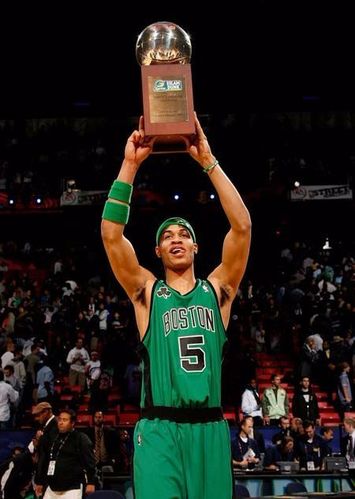 为什么叫九指扣篮王，火箭队九指扣篮王